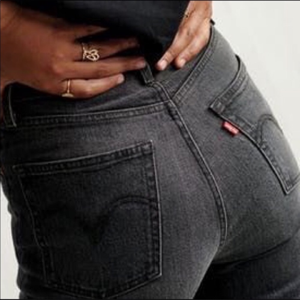 Levi’s 501 Raw hem skinny